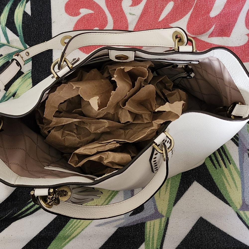 Michael Kors White Leather Tote Bag (Gently Used) - Picture 5 of 6